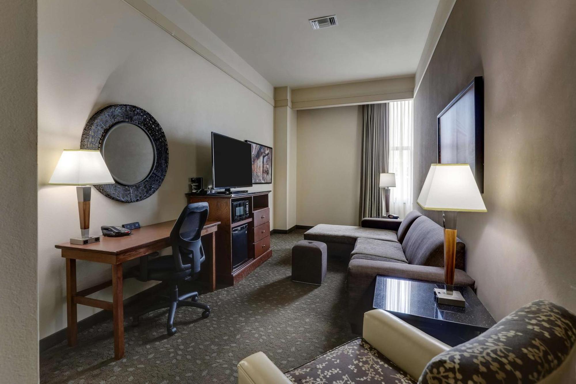 Drury Plaza Hotel New Orleans  Kültér fotó