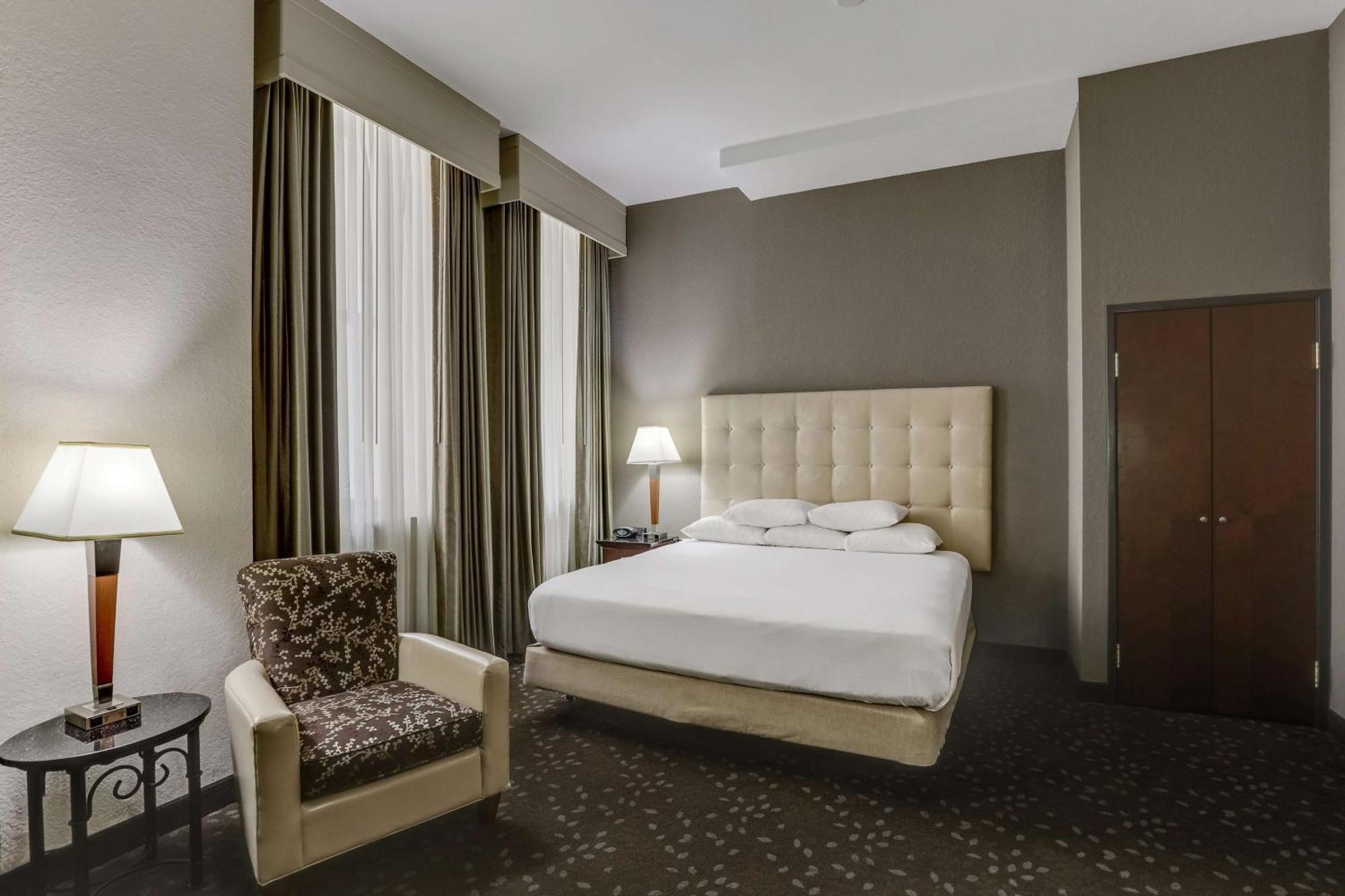 Drury Plaza Hotel New Orleans  Kültér fotó