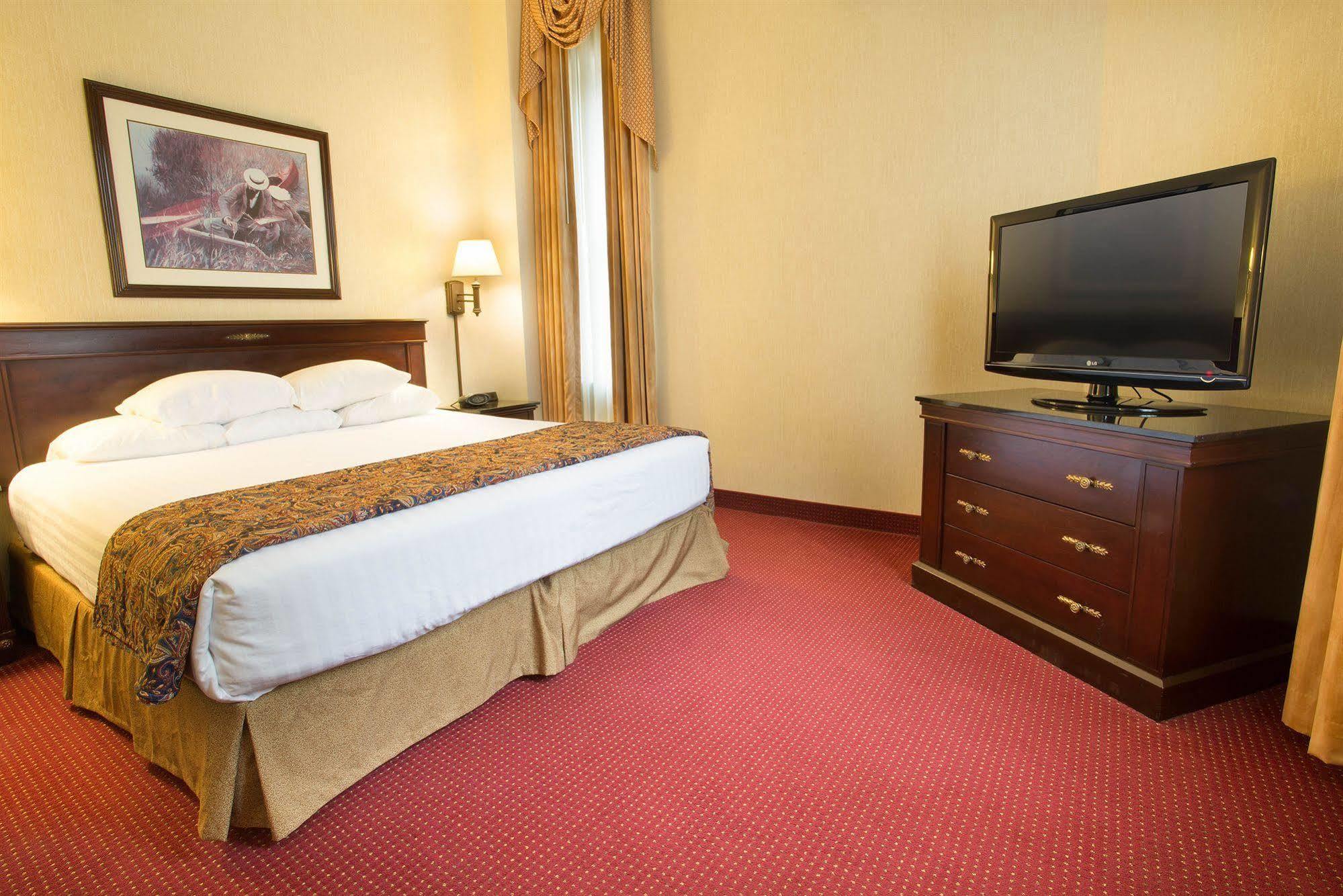 Drury Plaza Hotel New Orleans  Kültér fotó